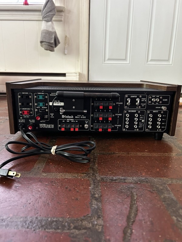 McIntosh MAC 4100 AM/FM Stereo Receiver Tuner with Wood Case gallery