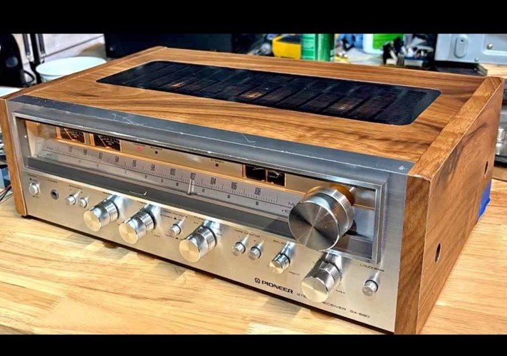 Vintage Pioneer SX-680 Stereo Receiver – Made in Japan – Silver Face Golden Era