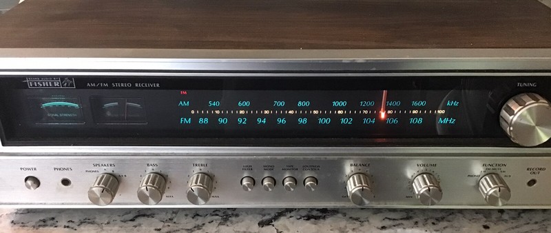 FISHER 143.92532700 AM FM STEREO RECEIVER POWERS ON GOOD SHAPE gallery