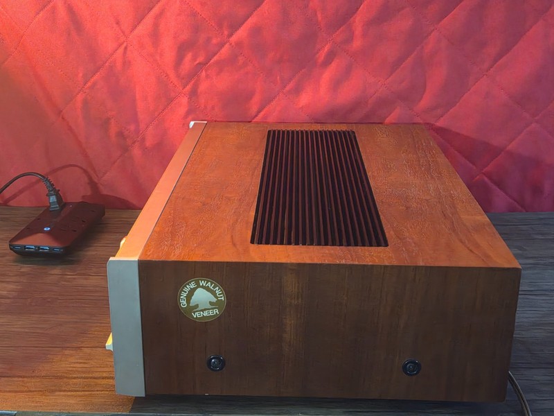 Realistic STA 84 AM/FM Stereo Receiver - Silver Face - Clean! Working! gallery