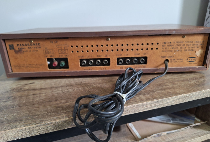 Vintage - Panasonic Model RE-7670 - AM/FM Stereo Receiver - Tested & Works gallery