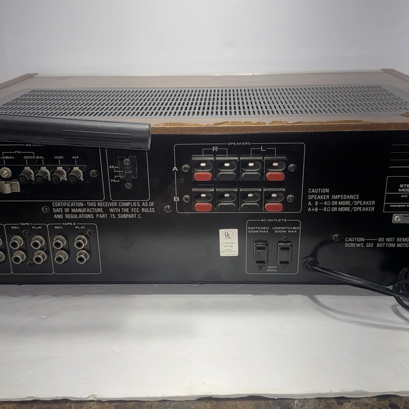 Vintage Pioneer SX-780 Stereo Receiver at 45 watts per Channel AM/FM🔥 TESTED🔥 gallery