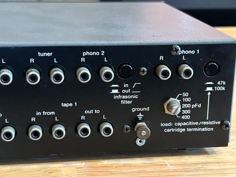 Apt Holman Pre-amplifer Excellent Condition Just Serviced gallery