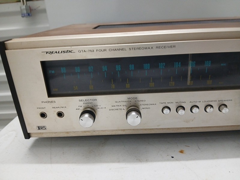 Realistic QTA-753 Four Channel Stereomax Receiver Model 31-4015 gallery