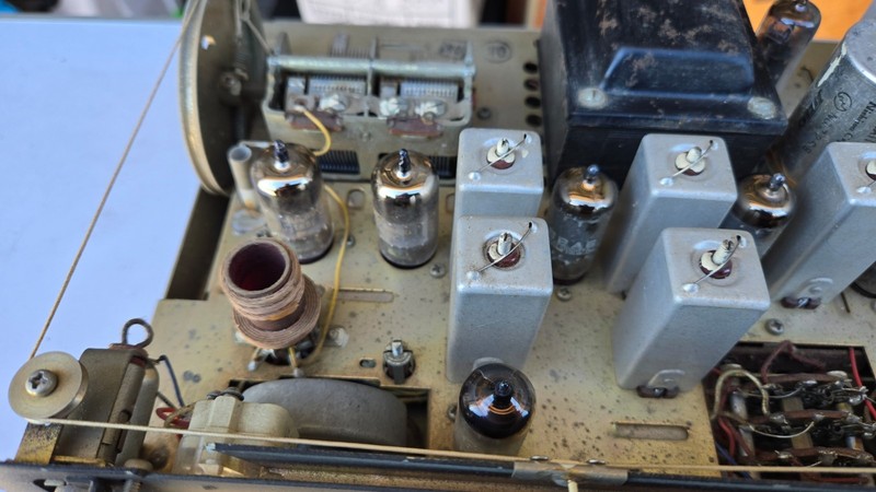 Trio AF-270 AM/FM Stereo Tuner Vintage Vacuum Tube Radio For Parts OR Repair gallery