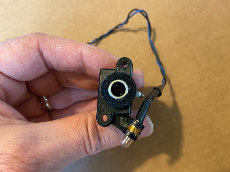 Harman-Kardon 430 Headphone Jack w/ light bulb - Vintage Receiver Part gallery
