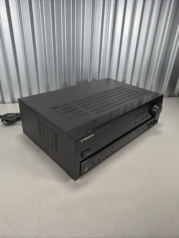 Vintage Pioneer SX-205 Stereo Receiver No Remote - Works! gallery