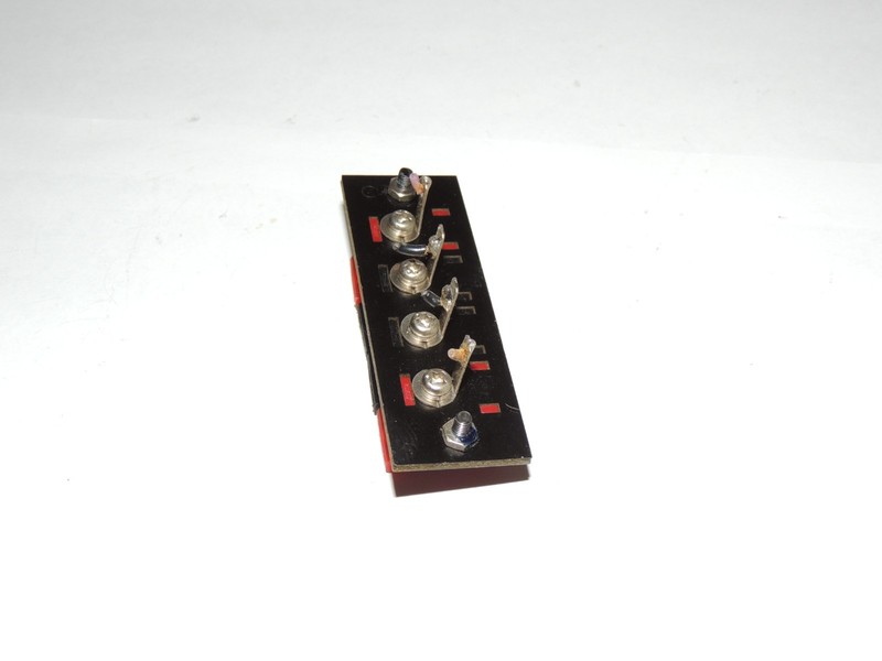 Marantz 2270 Speaker Binding Post Assembly 000-0000 gallery