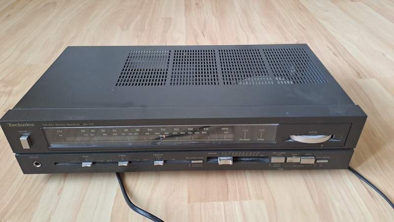 Technics sa-110 FM/AM stereo receiver VINTAGE
