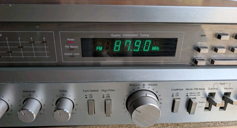 MCS 3249 Modular Component Systems Digital Synthesized Stereo Receiver gallery