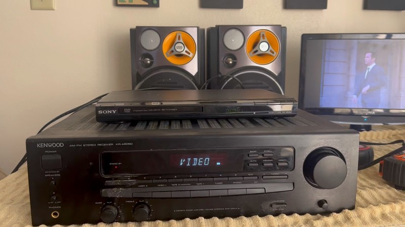 Kenwood Stereo Analog Receiver (KR-V5050)