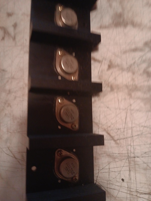 Sansui 2000X heat sinks withOutputs