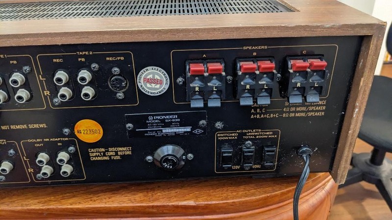 Pioneer SX-838 Stereo Receiver gallery