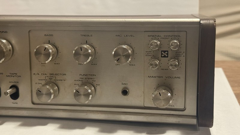 Sanyo DCX 3100K Quadraphonic Receiver gallery