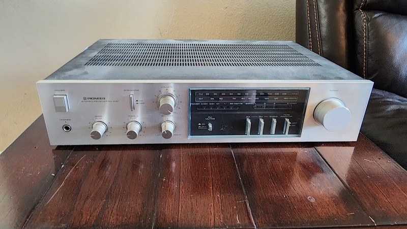 Pioneer SX-400 Stereo Amplifier / Receiver w Phono Input – AM/FM – PARTS