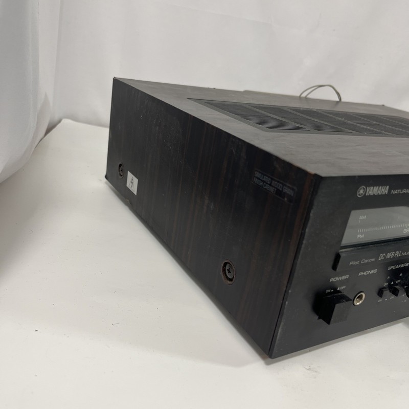 Yamaha R-300 Natural Sound Stereo Receiver Black/Wood Cabinet TESTED Working gallery