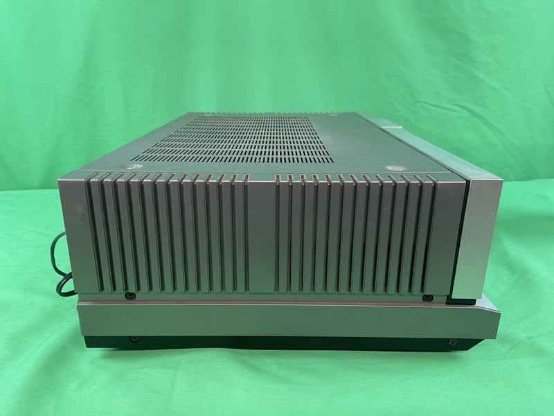 Vintage JVC JR-S201 35W AM/FM Integrated Stereo Receiver 1978 Tested Works Read gallery