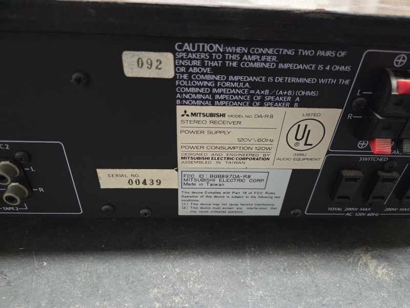 Mitsubishi DA-R8 AM FM STEREO RECEIVER Untested gallery