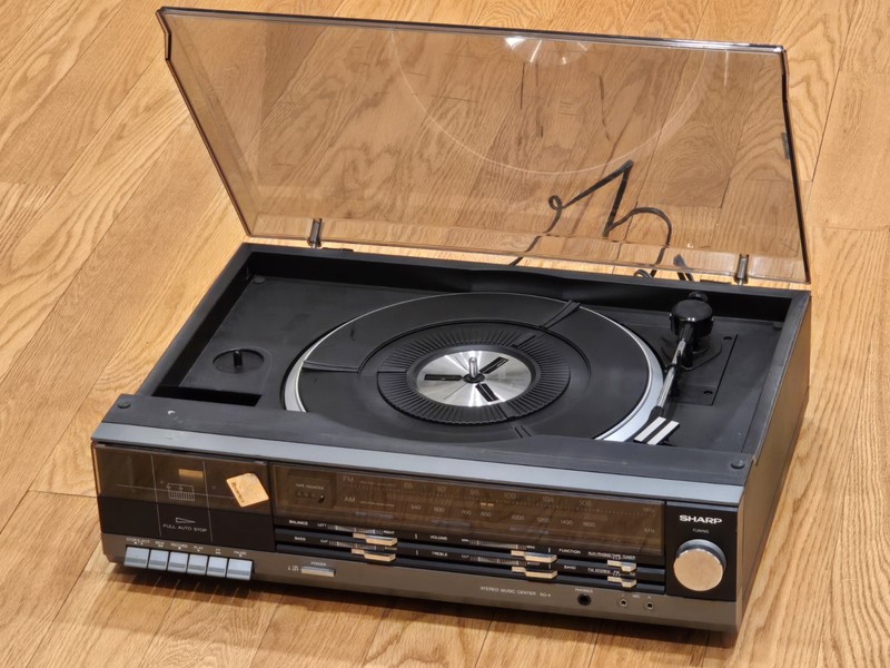 Sharp SG-4 Stereo Music 1970s Turntable Player AM FM Radio | Tape Needs Repair