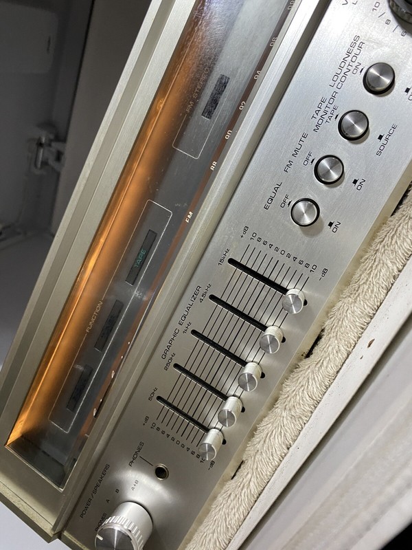 Fisher RS-2003 Sterio Receiver gallery