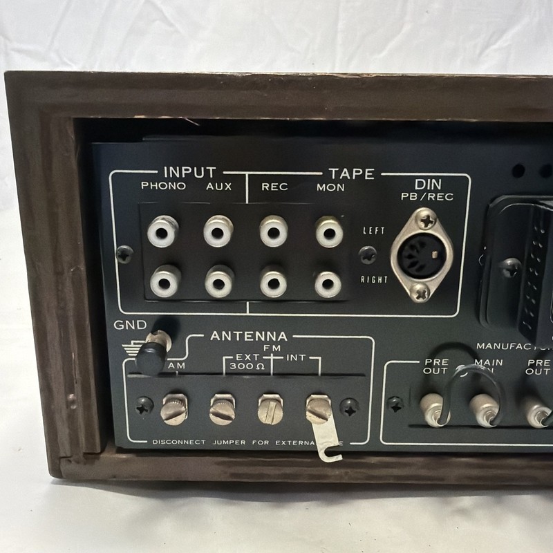 Intake JVC VR 5511 Fm/Am Stereo Receiver 1970s Black/brown gallery