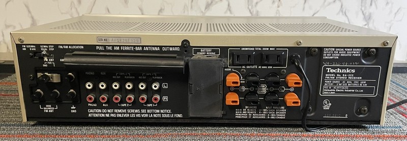 Vintage Technics SA-222 Stereo Receiver Works- 1 Issue FM Mono Only gallery