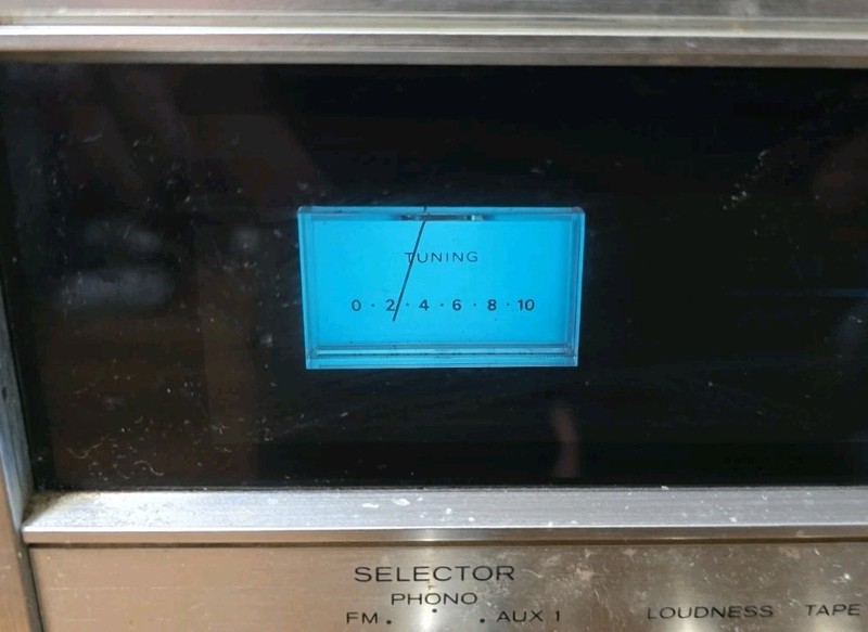 Realistic STA-77 Vintage Quatravox (1977) AM/FM Stereo Receiver gallery