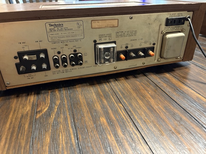 Technics SA-5070 Stereo Receiver gallery