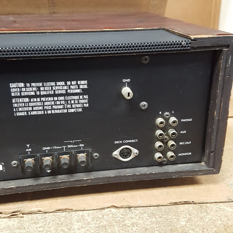 Luxman R-1040 Solid State AM/FM Stereo Receiver *See Wood Finish* PwrsOn - USED gallery