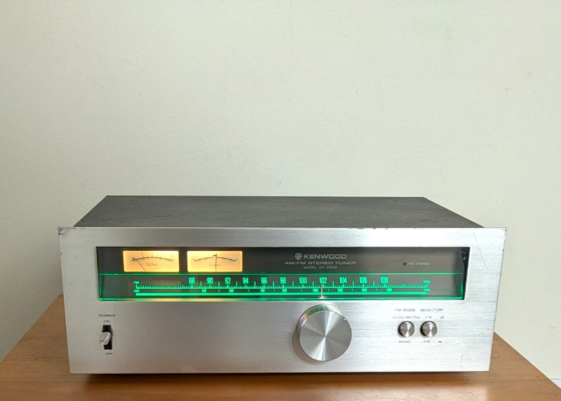 Kenwood KT-5500 AM/FM Stereo Tuner gallery