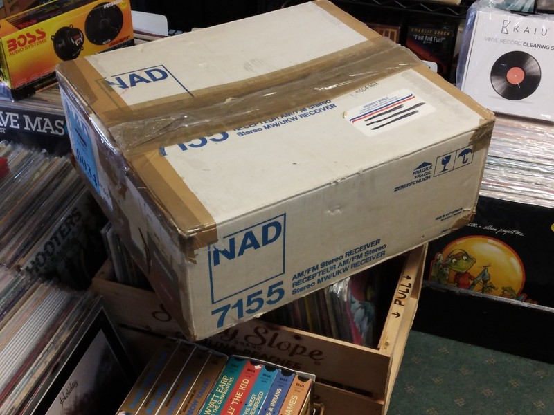 Vintage NAD 7155 AM/FM Stereo Receiver & Orig Box & packing looks & works Great gallery