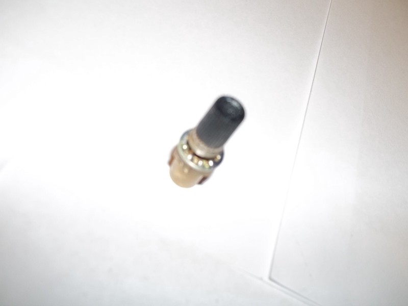 Pioneer SA-8100 SA-9100 Grounding Brass Screw (Phono.) AKE-012 gallery
