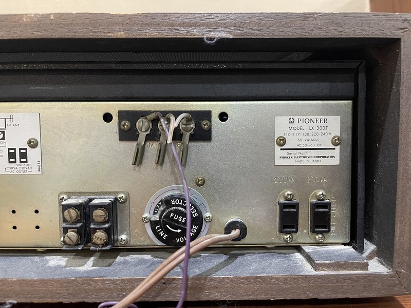 VINTAGE Pioneer LX-300T AM/FM STEREO RECEIVER AMPLIFIER NO POWER For Parts!!! gallery