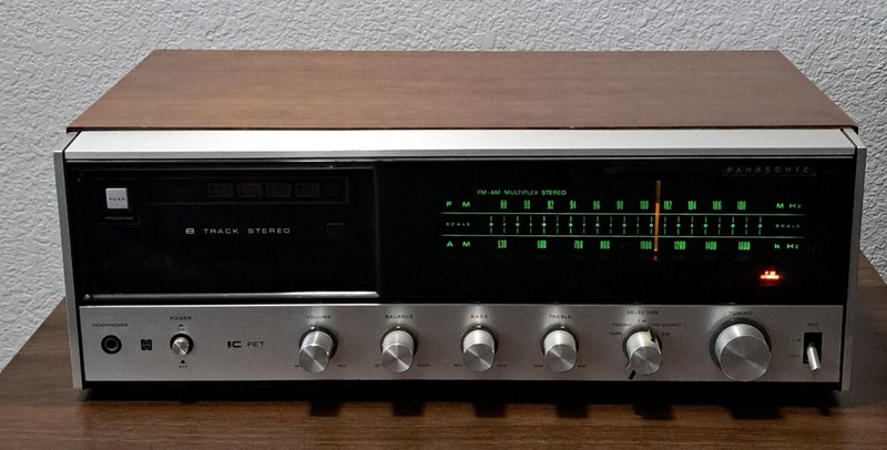 Panasonic RE-8080 AM/FM Stereo 8-Track Receiver Works Perfectly 1972 Vintage!