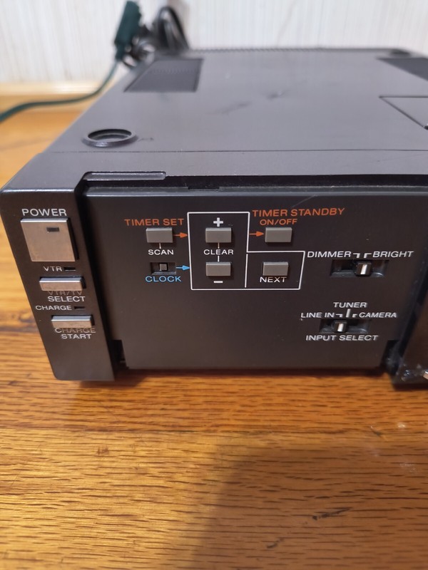 Vintage Sony Tuner Timer Unit TT-2005 - POWER TESTED ONLY Read Description gallery