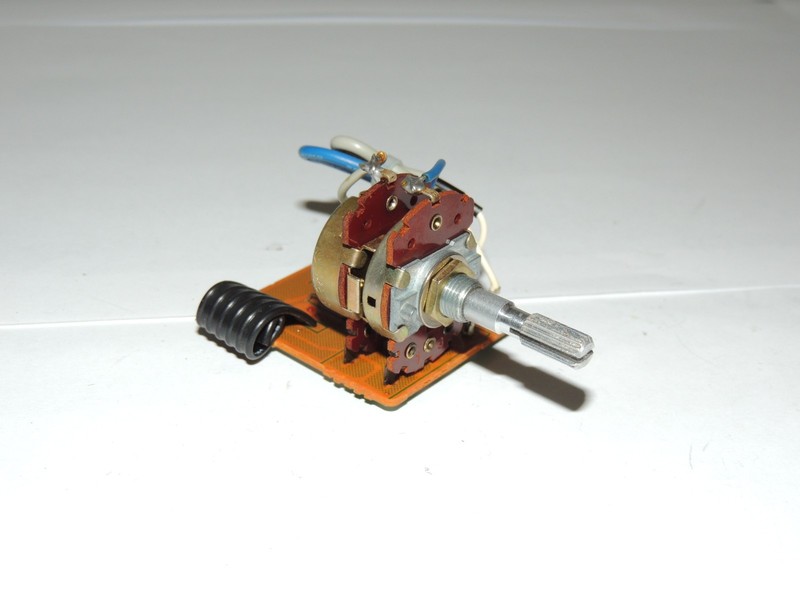 Sansui G-5700 Rotary Volume Control Switch Assy F2879 – 1011160