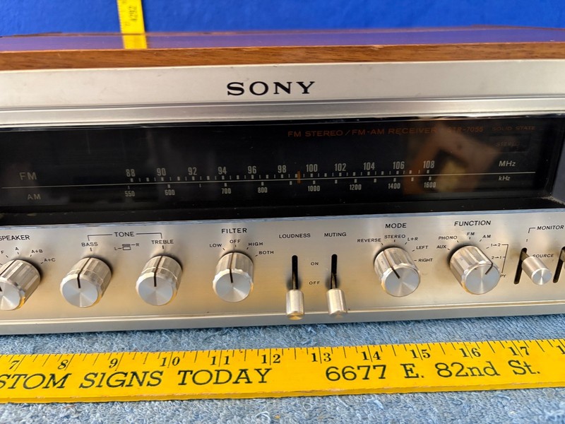 Sony STR-7055 Vintage AM/FM Stereo Receiver gallery