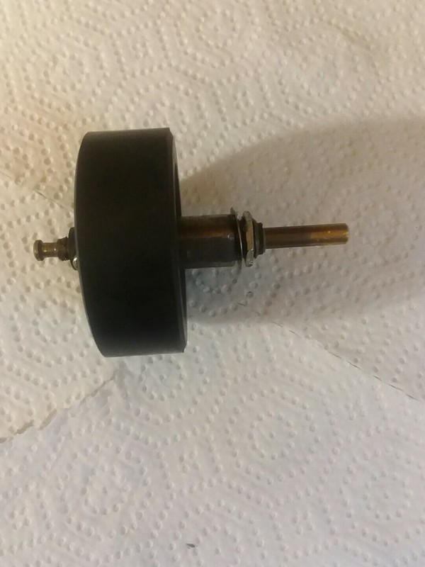 Sansui G-7000 Tuning shaft with fly wheel