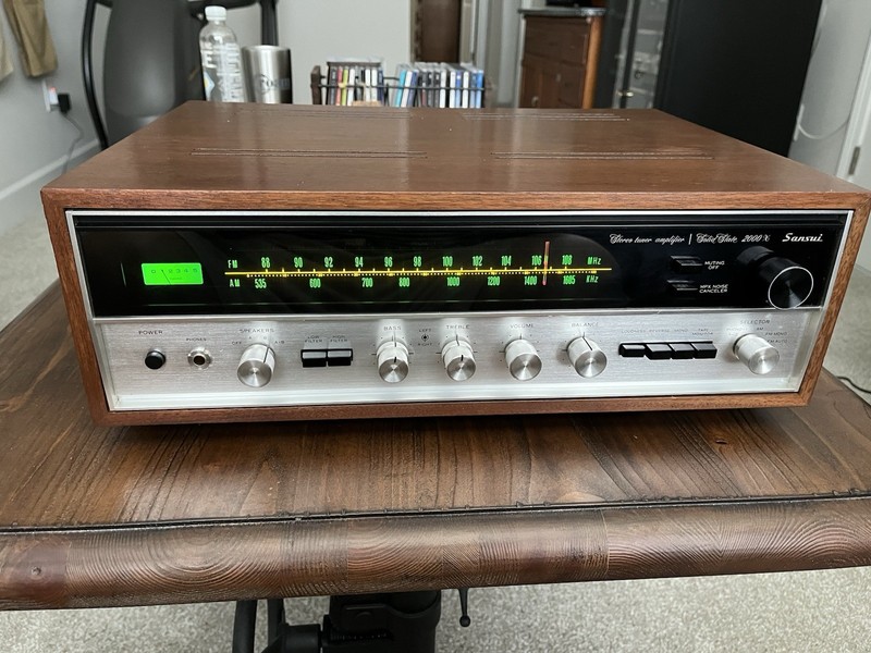 Sansui 2000X Vintage Stereo Receiver Excellent Condition. gallery