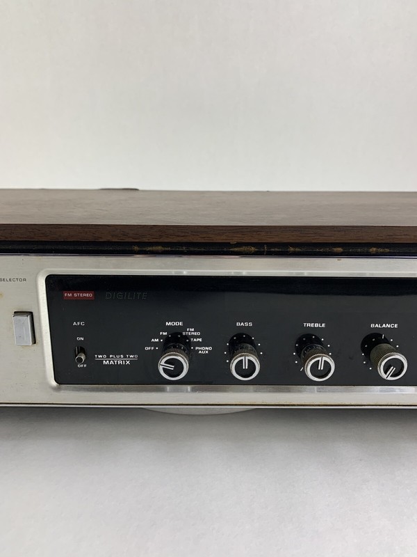 Zenith F680W Stereo 8 Eight Track Player Digilite Receiver For Parts and Repair gallery