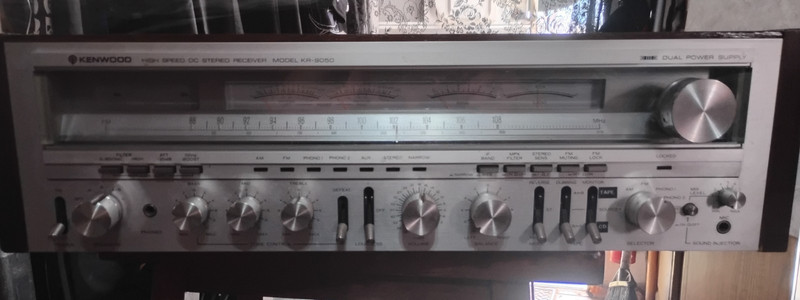 Kenwood KR-9050 AM/FM Stereo Receiver Tuner Amplifier