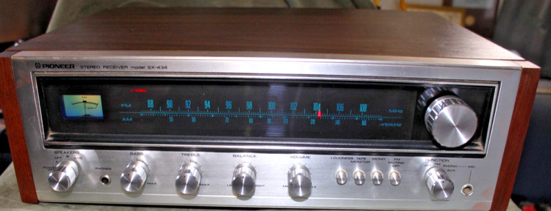 Pioneer SX-434 Stereo Receiver. Cleaned, Tested, Serviced (clean, Clean, CLEAN!)