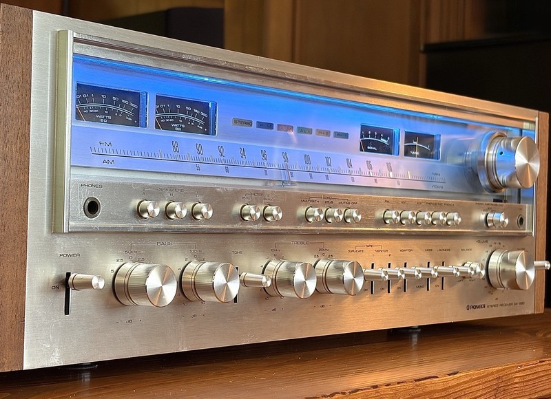 PIONEER SX-1280 AMFM Stereo Receiver 185 Watt Re-Capped Bench Service Near MINT! gallery