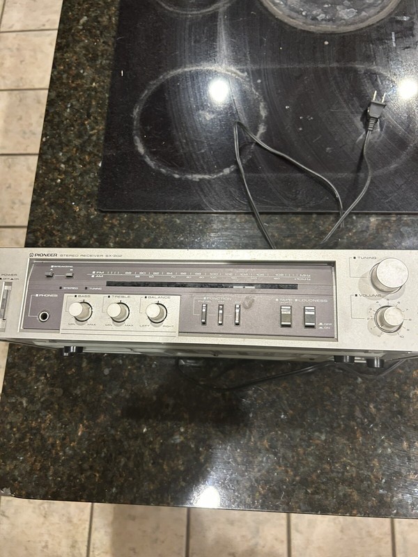 Vintage Pioneer SX-202 Stereo Receiver for parts Or Repair. Powers On