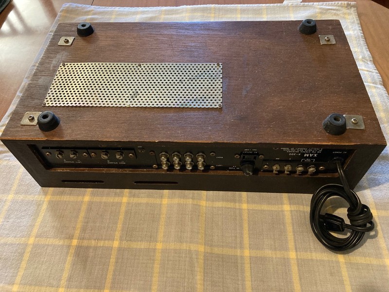AM FM STEREO RECEIVER XAM A-300 gallery