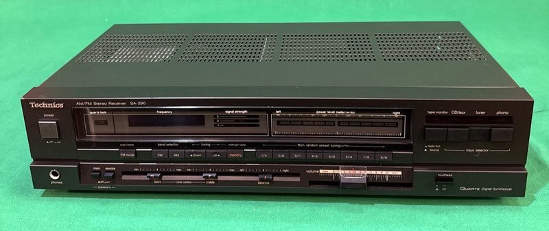 Technics SA-290 Quartz Synth AM/FM Stereo Receiver Vintage For Parts/Repair
