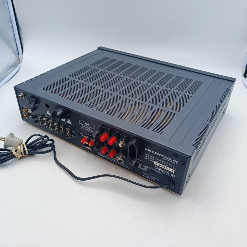 NAD Electronics 7100 Monitor Series Am-Fm Stereo Receiver 2x 50W 50hz 220V gallery