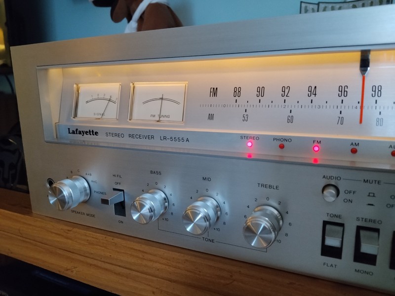 LAFAYETTE VINTAGE LR-5555A 55 WATT 8 OHM AM FM SEREO RECEIVER AMPLIFIER gallery