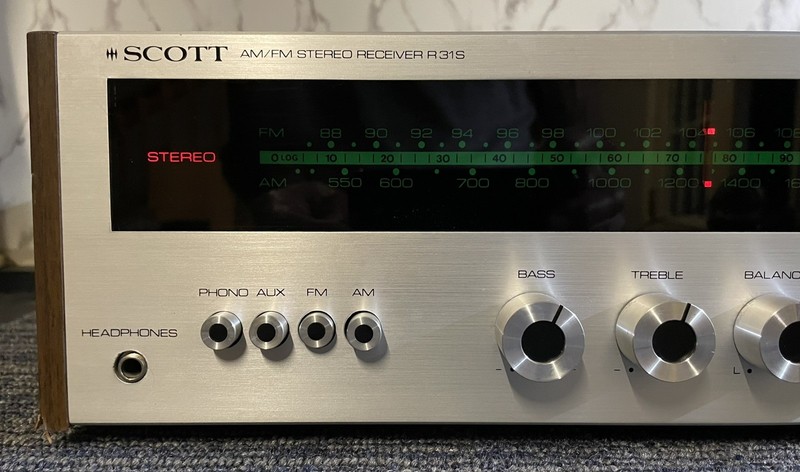 Vintage Scott Model R31S Receiver In VERY Good Condition With Manual gallery