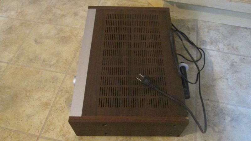 Vintage JVC R-S11 AM/FM Stereo Receiver (Made in Japan ) gallery